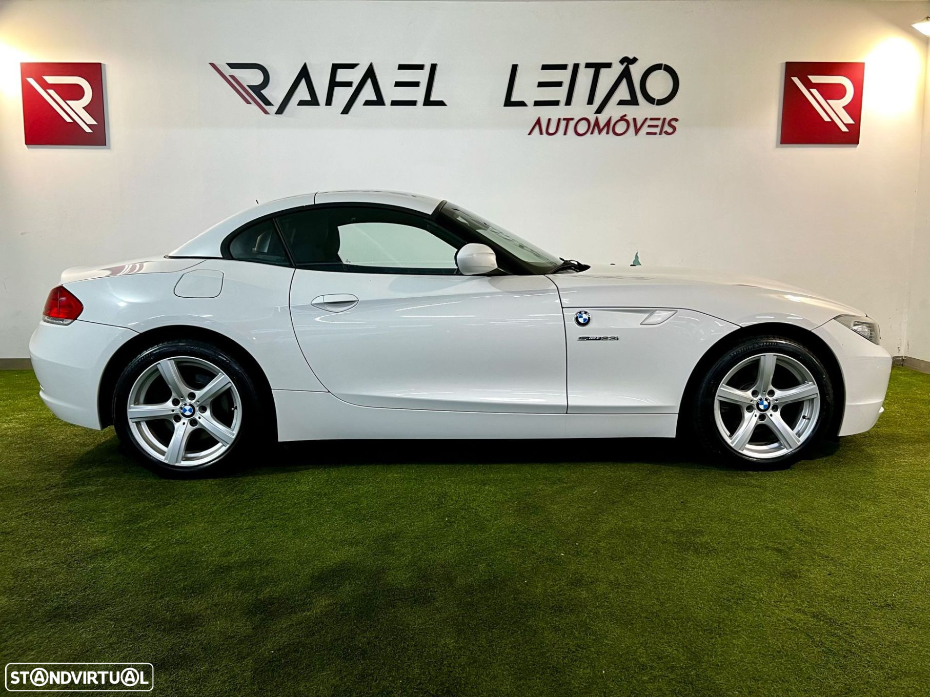 BMW Z4 23 i - 13