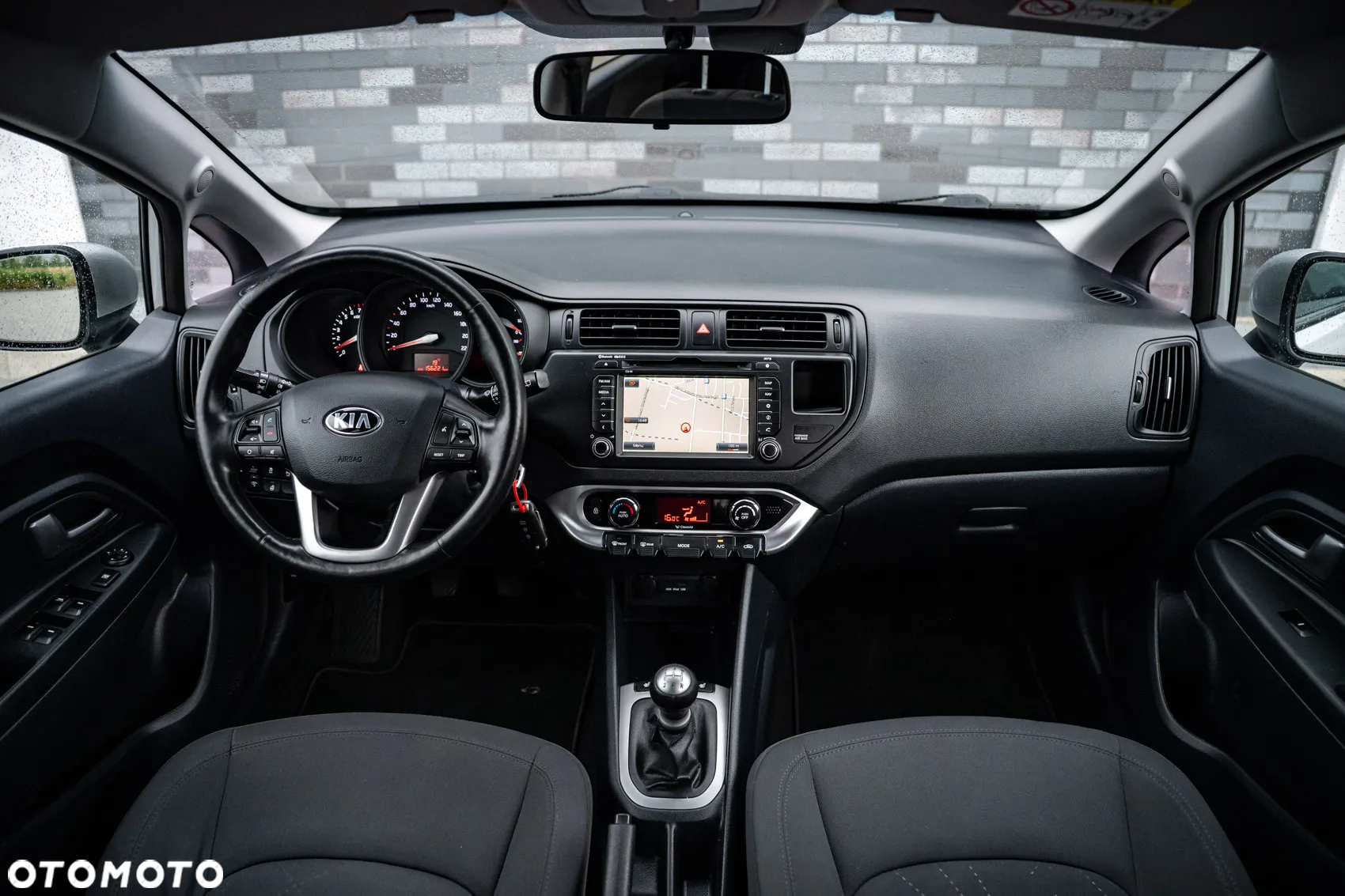 Kia Rio 1.2 Dream Team Edition - 4