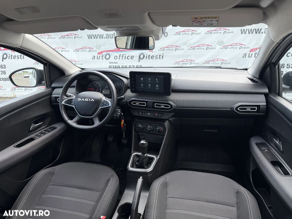 Dacia Logan TCe 90 MT6 Journey - 10