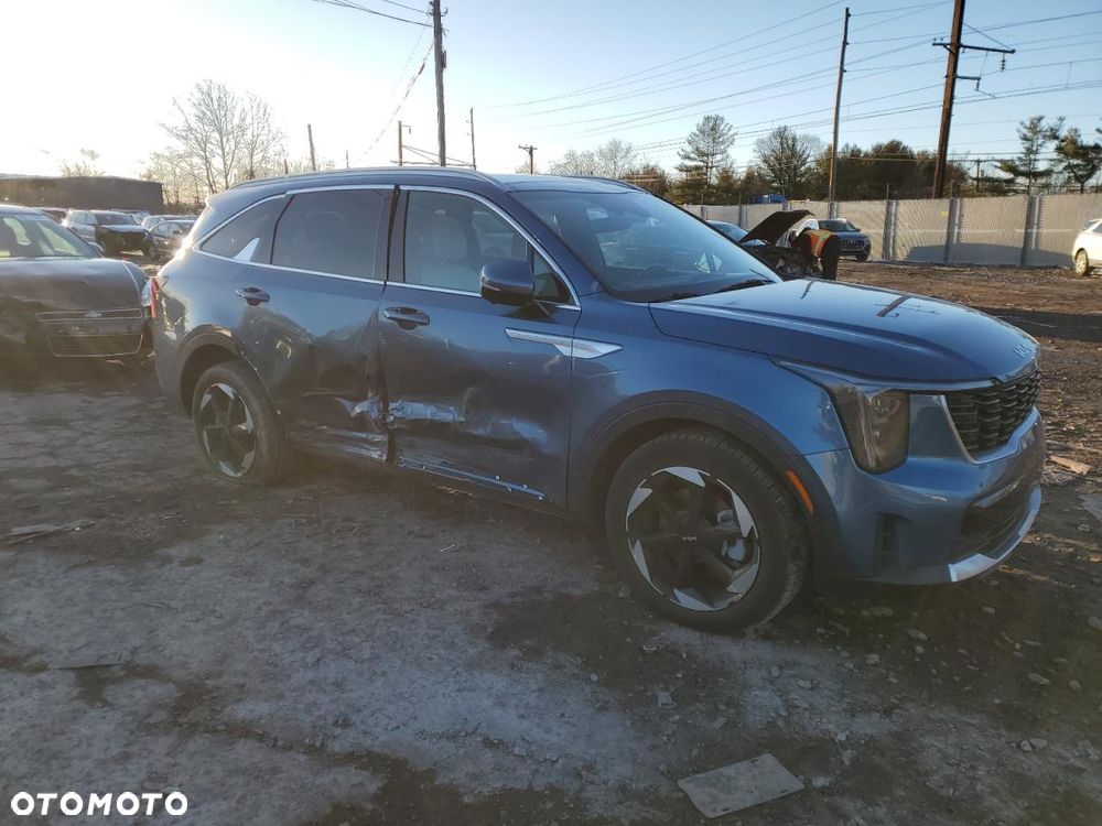 Kia Sorento - 5