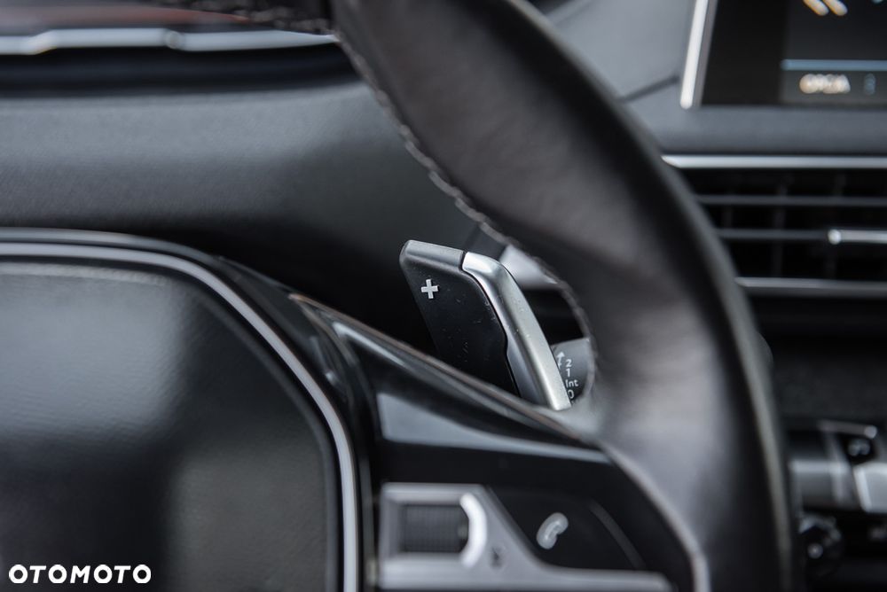 Peugeot 5008 1.6 THP Allure S&S EAT6 - 23
