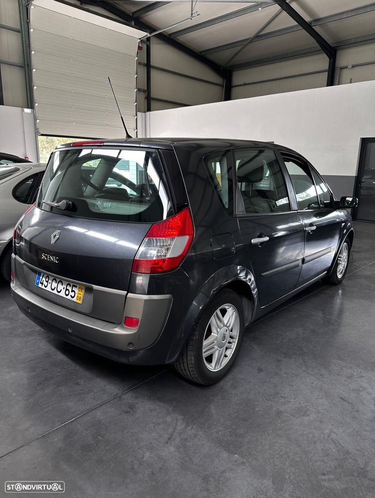 Renault Scénic 1.5 dCi Confort - 4
