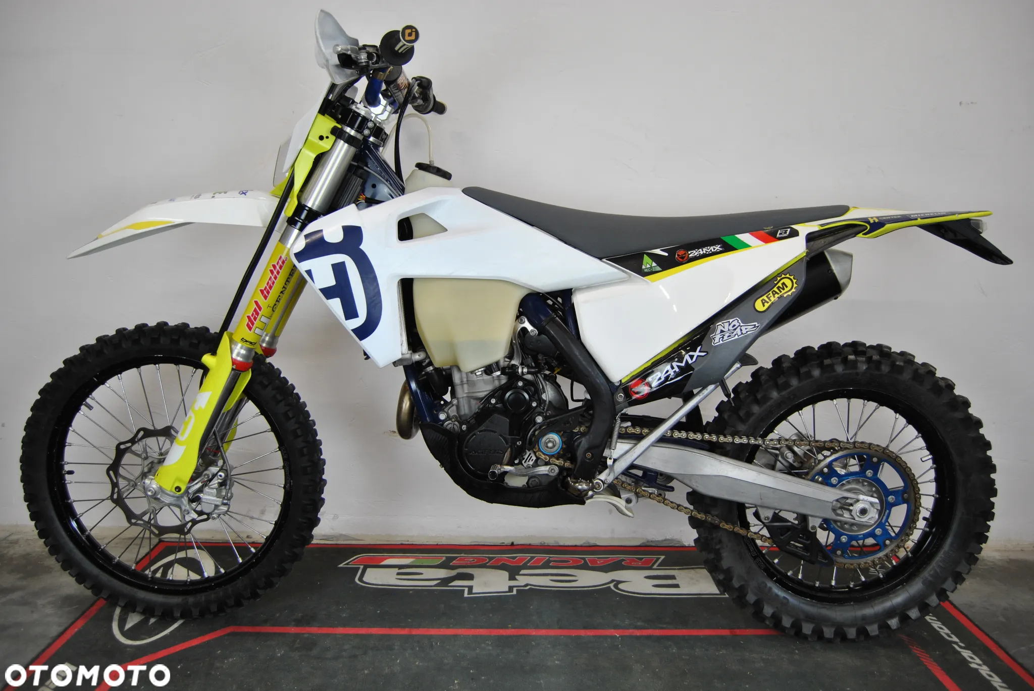 Husqvarna FE - 4