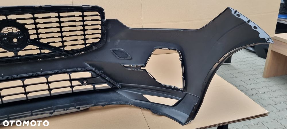 VOLVO XC60 II LIFT 2021- Zderzak przód oryginał MA082 - 13