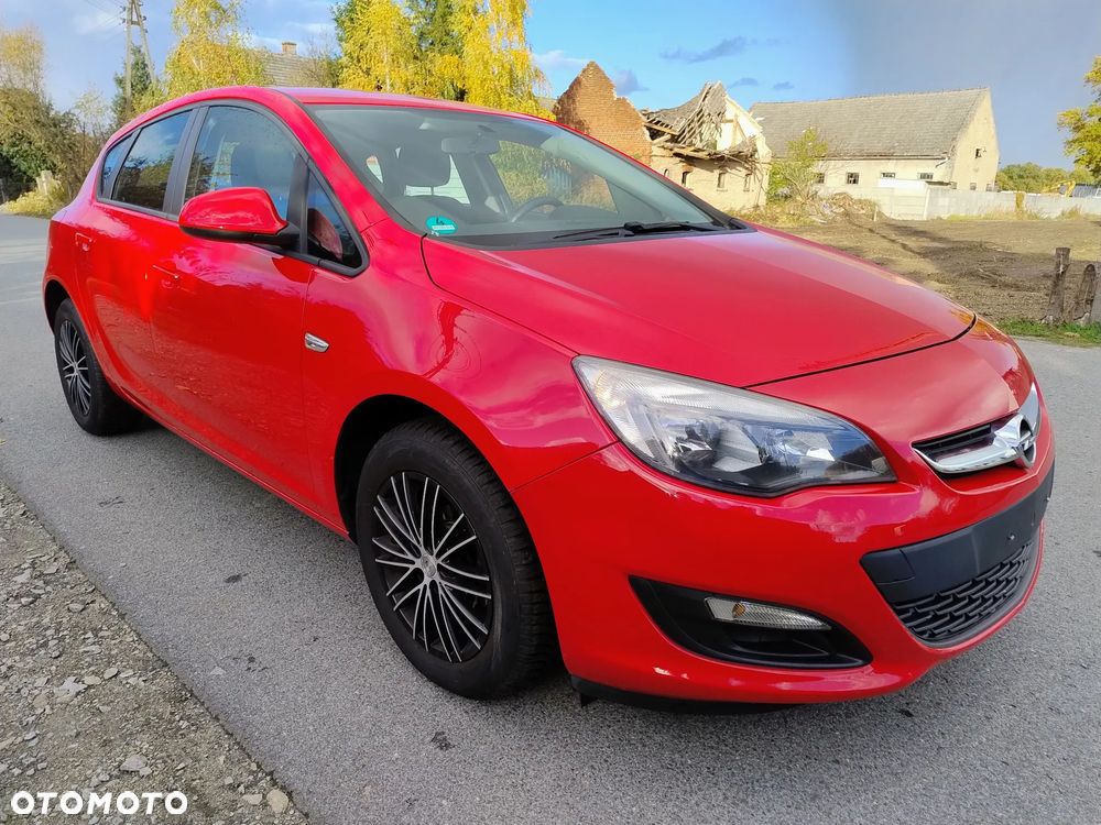 Opel Astra 1.6 Design Edition - 3