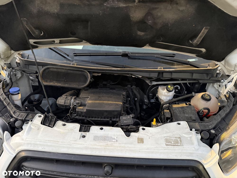 Ford Transit - 13