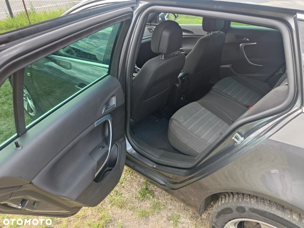 Opel Insignia 2.0 CDTI - 10