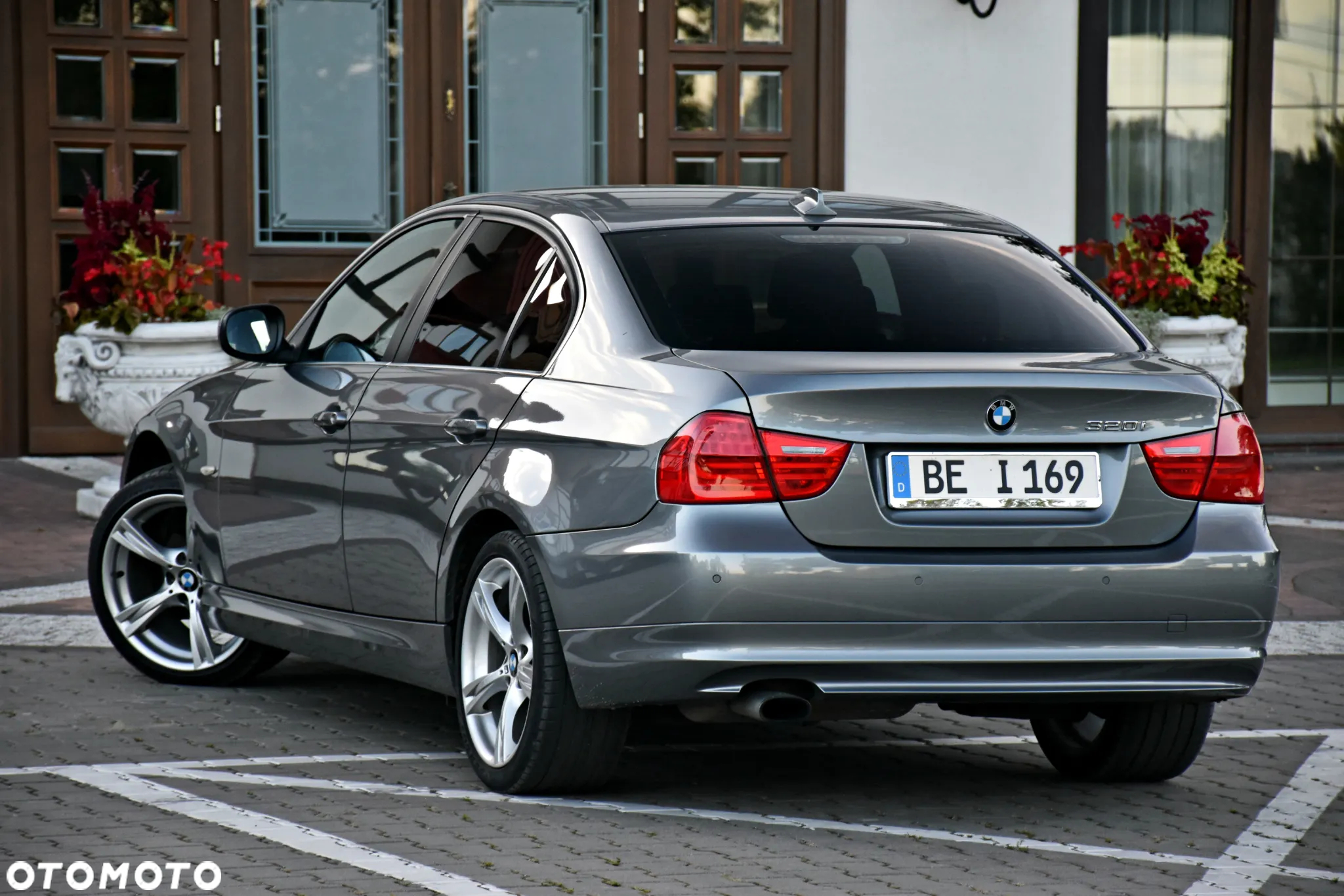 BMW Seria 3 320i - 14