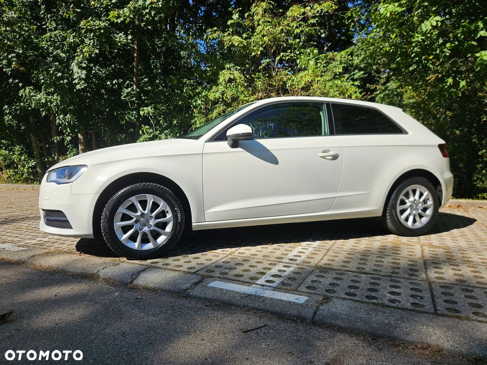 Audi A3 3-drzwiowe 1.2 TFSI Ambiente - 2