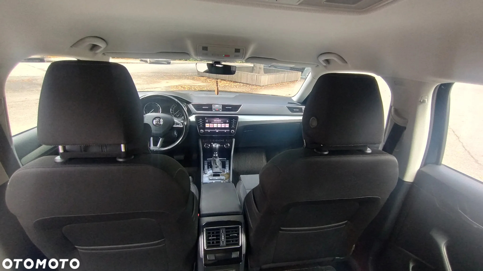 Skoda Superb 2.0 TDI Ambition DSG - 12