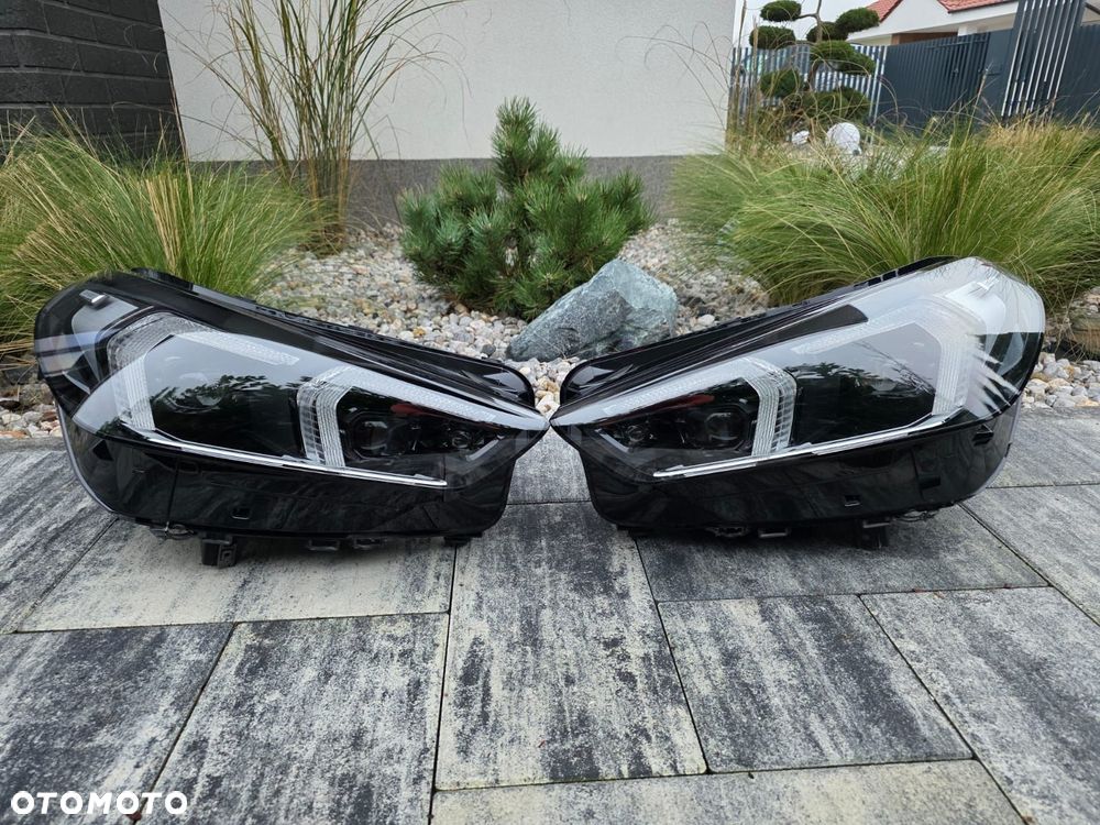 BMW X1 U11 Lampy przód Full Led Adaptive 5A5BD47-02 5A9A228-01 Srebne - 1