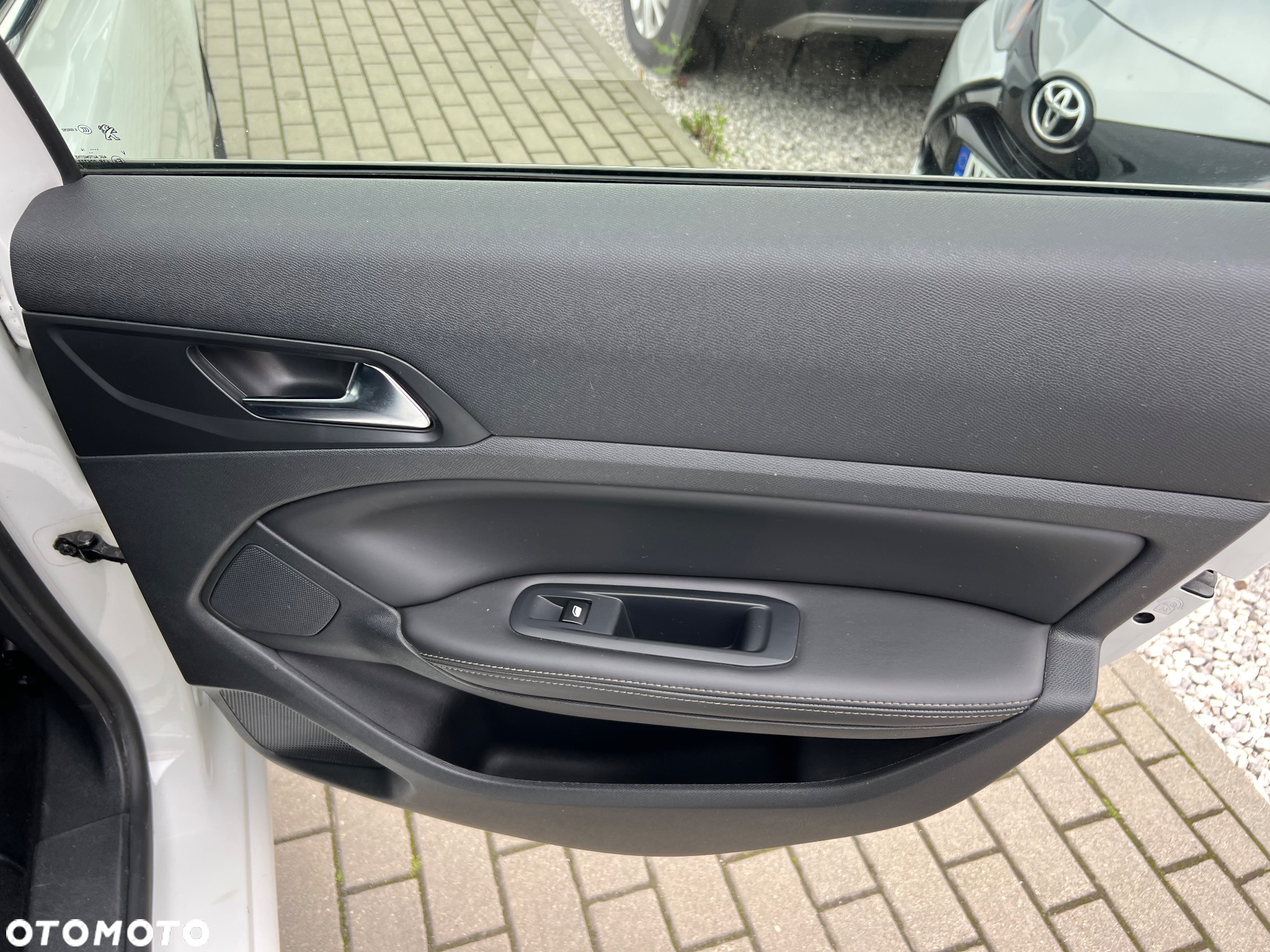 Peugeot 308 SW BlueHDi 150 EAT6 Stop & Start Business-Line - 14