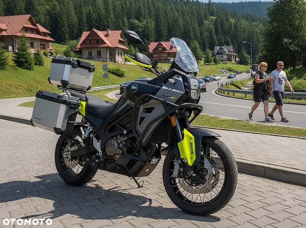 QJMOTOR SVT 650X - 2