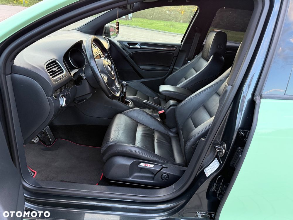 Volkswagen Golf 2.0 GTI - 15