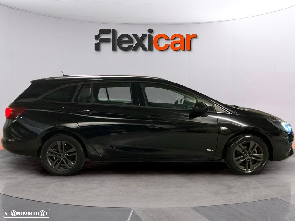 Opel Astra Sports Tourer - 6