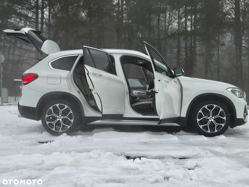 BMW X1 xDrive25i xLine sport - 34