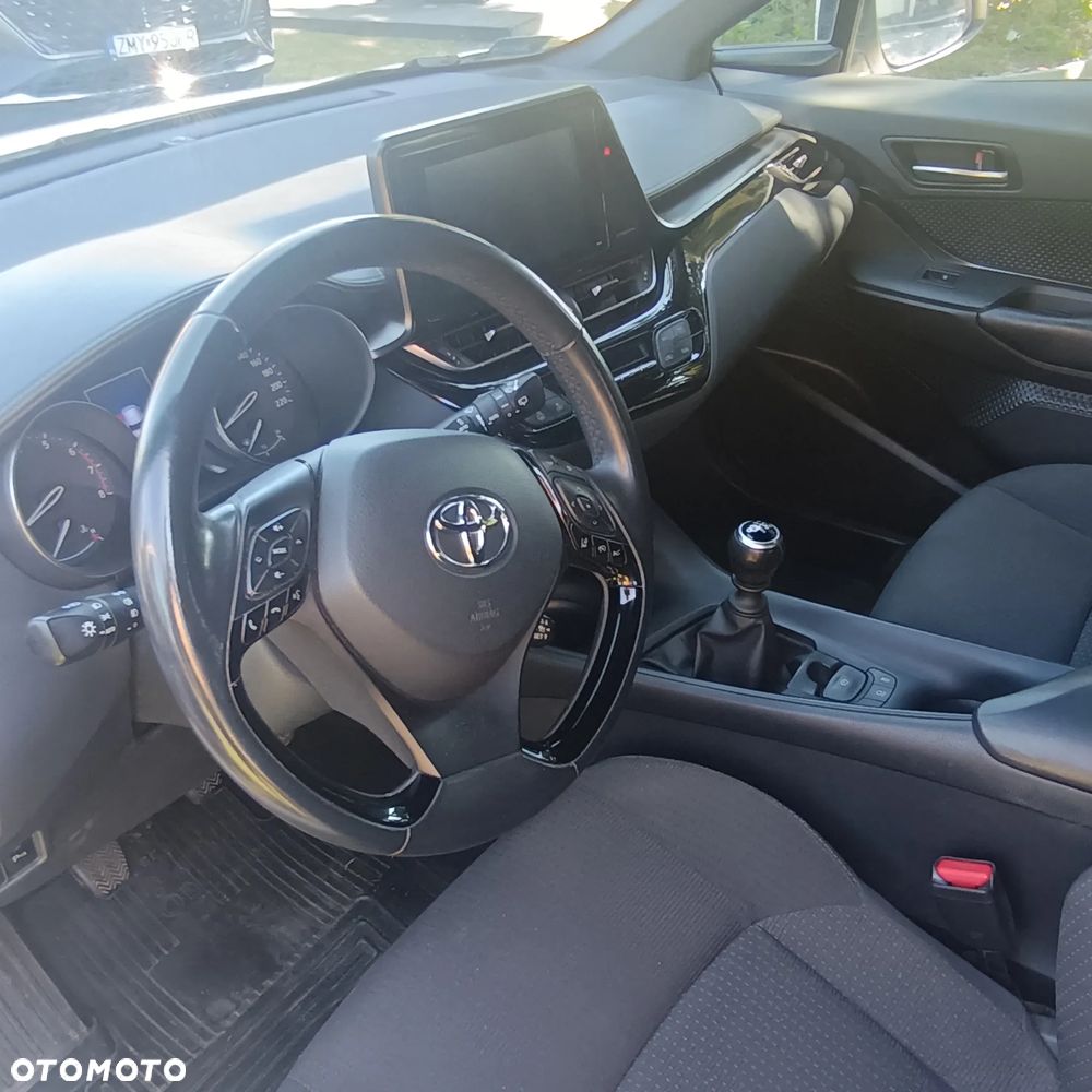 Toyota C-HR 1.2 T Premium - 6