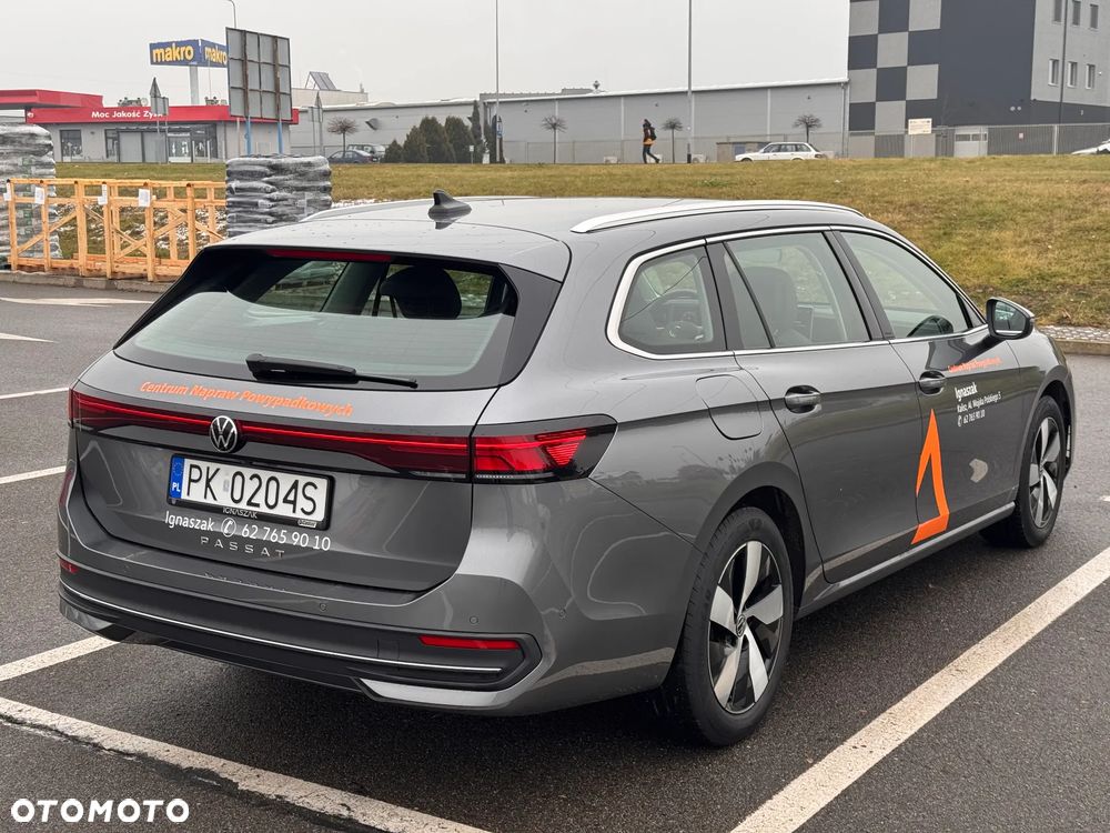 Volkswagen Passat Variant 2.0 TDI SCR Business DSG - 5