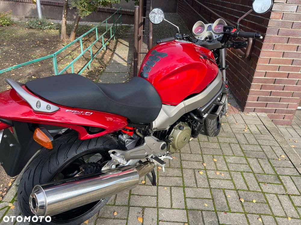 Honda X11 - 33