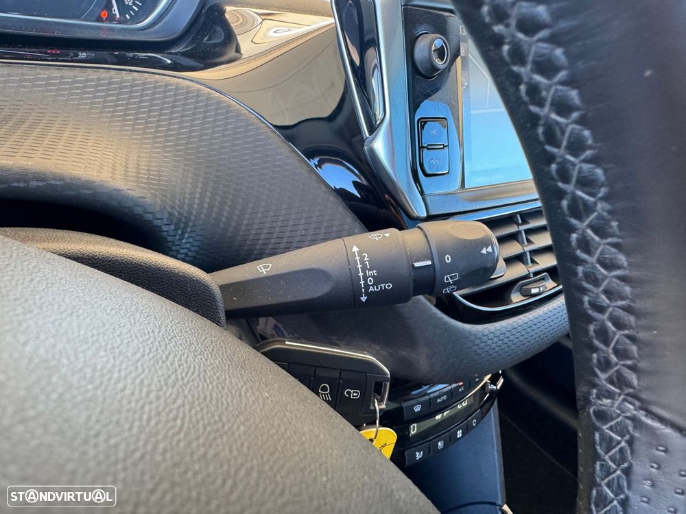 Peugeot 2008 1.2 PureTech Crossway - 15