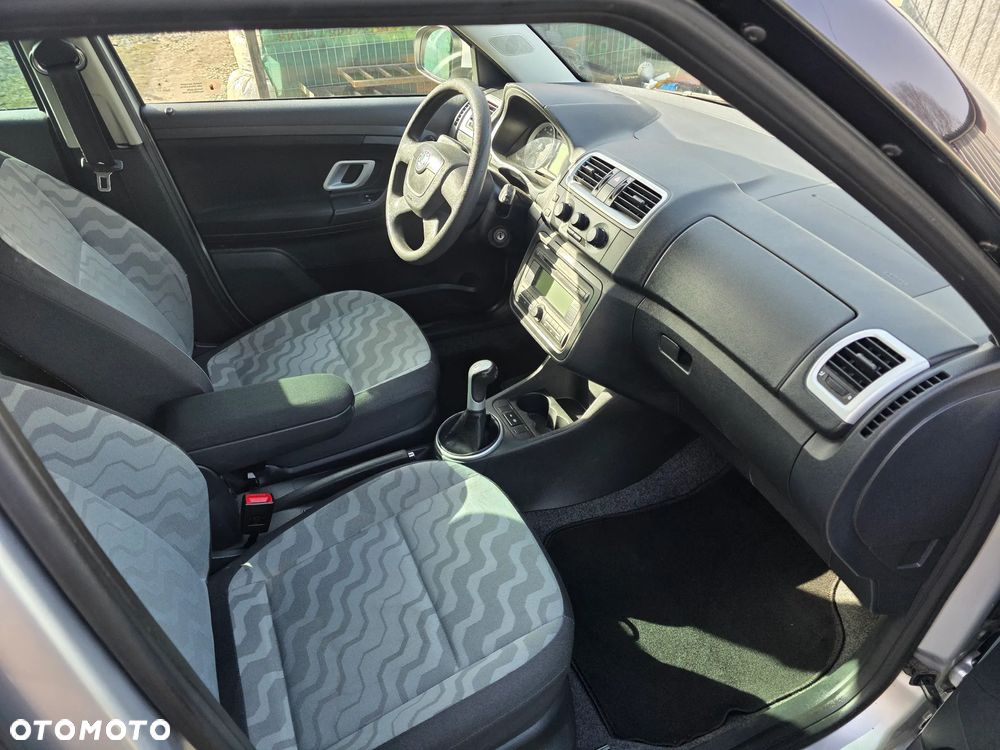 Skoda Fabia 1.2 HTP Elegance - 14