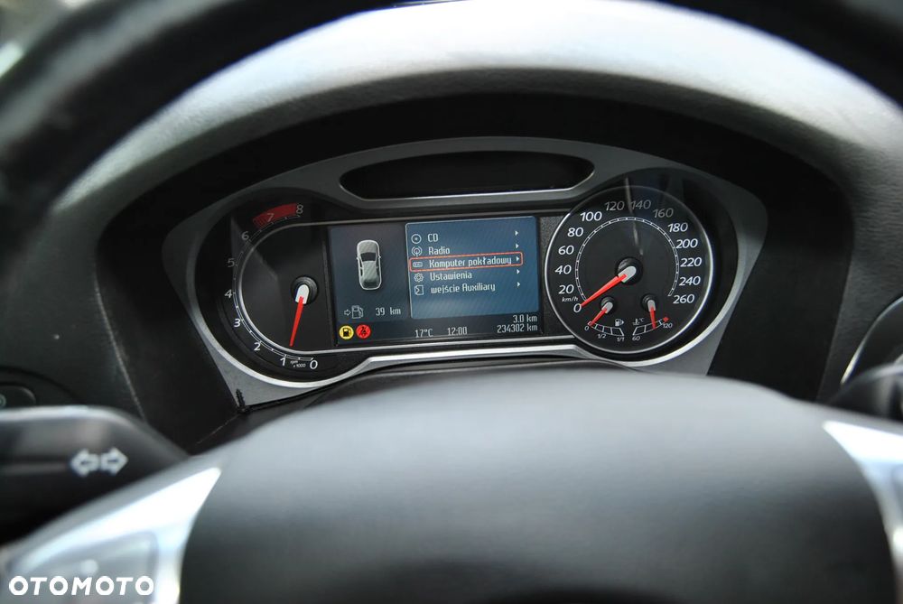 Ford Galaxy 2.0 Concept - 15