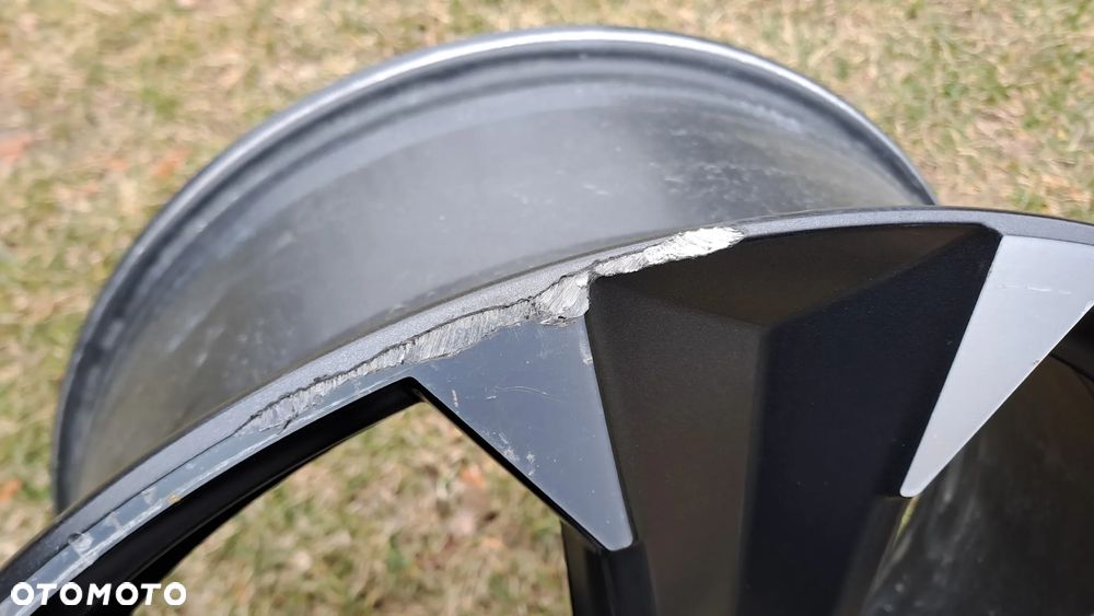 Felga Aluminiowa 19 Seat Ateca Cupra 5x112 ET 45 575601025T - 9