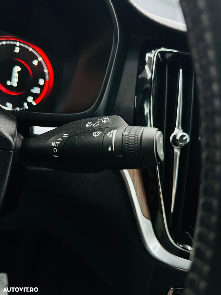 Volvo V60 D4 Geartronic Inscription - 29