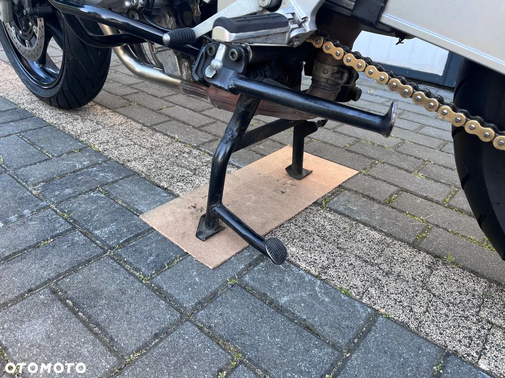 Yamaha FZ6 - 20