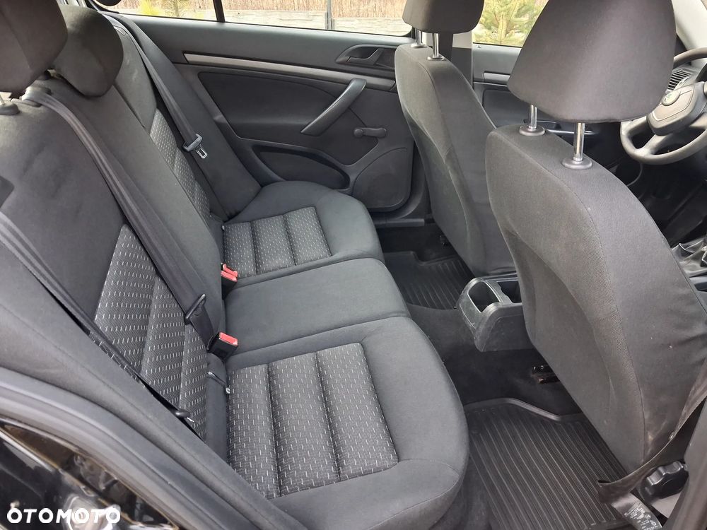 Skoda Octavia 1.6 TDI Active - 9