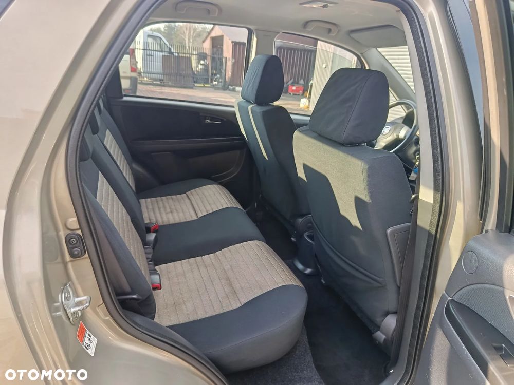 Fiat Sedici 1.6 16V 4x4 Emotion - 17