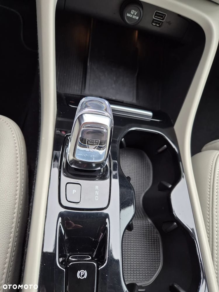 Volvo XC 40 T4 Inscription - 8