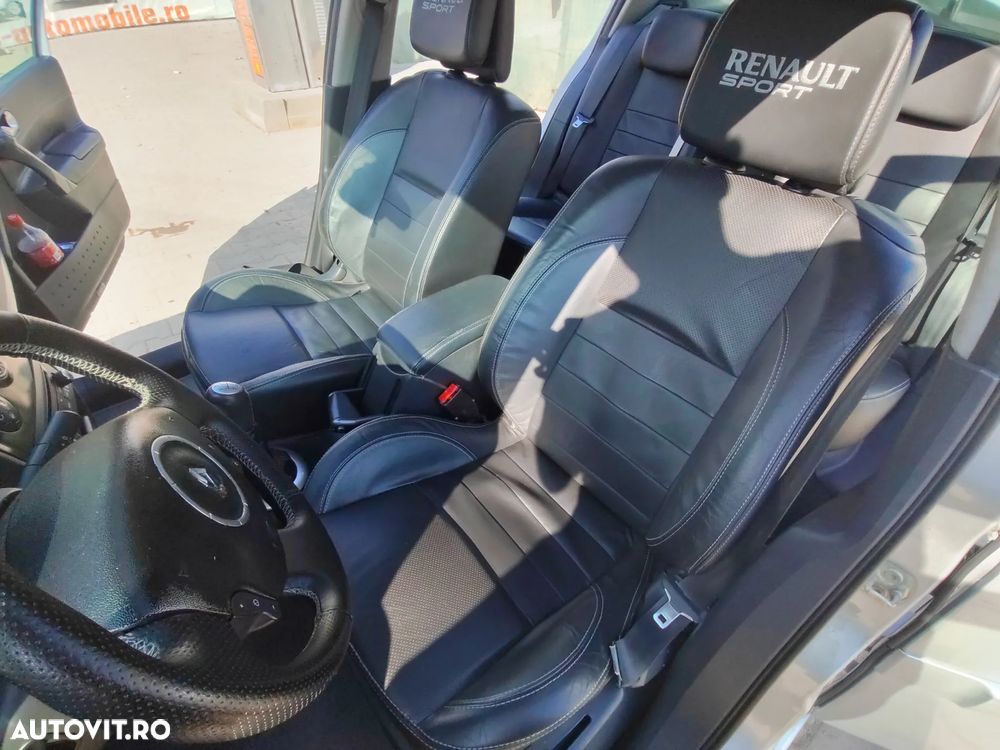 Renault Megane ver-1-6-confort-expression - 9