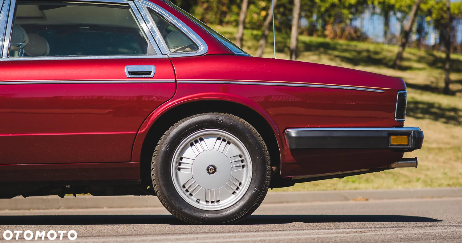 Jaguar XJ XJ12 6.0i - 9