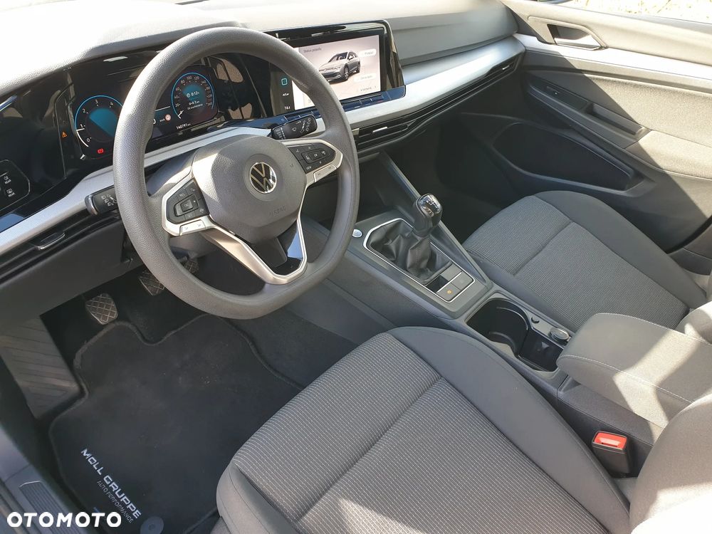 Volkswagen Golf - 11