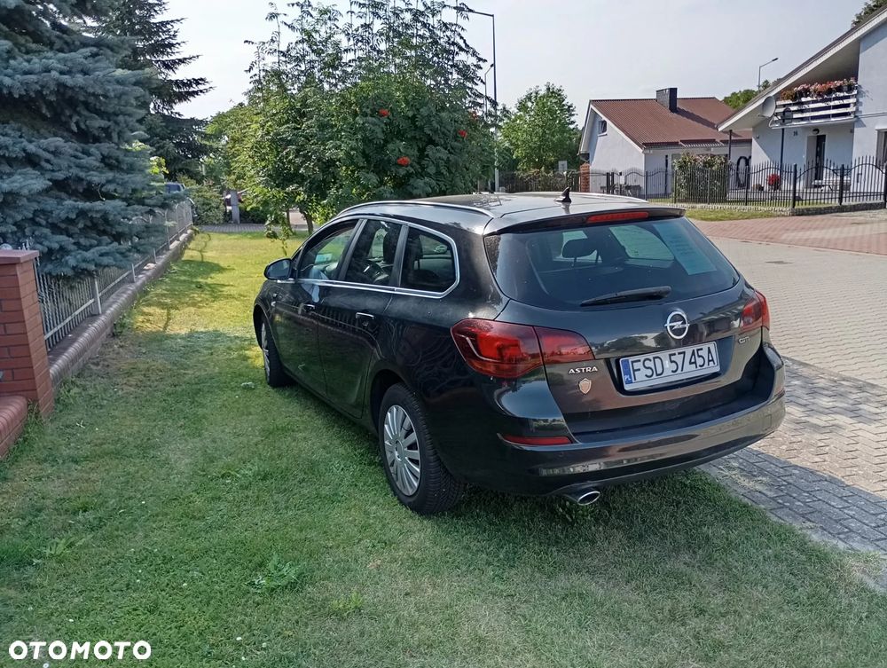 Opel Astra 2.0 CDTI DPF Automatik - 3