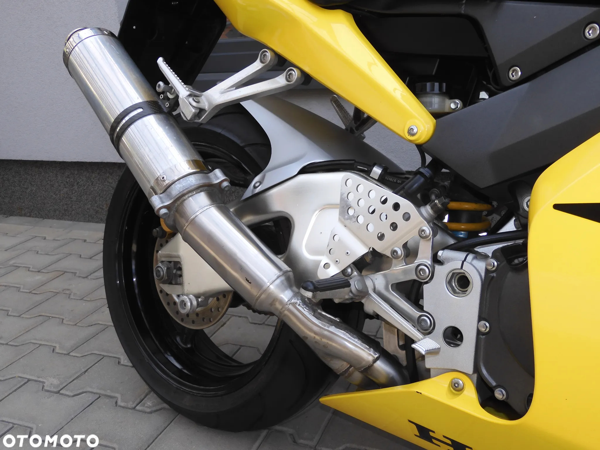 Honda CBR - 11