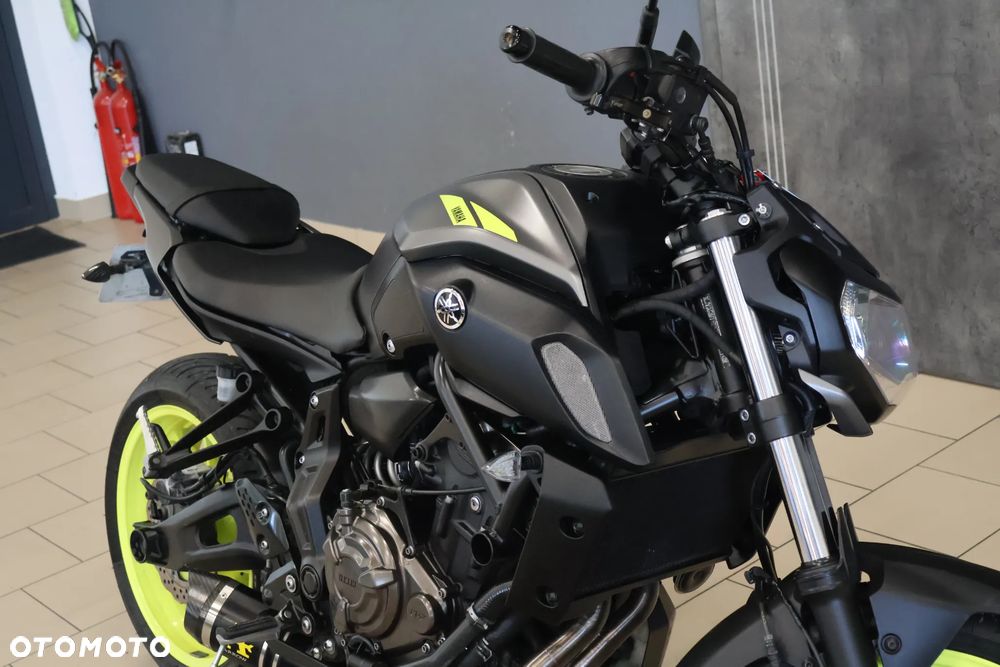 Yamaha MT - 10
