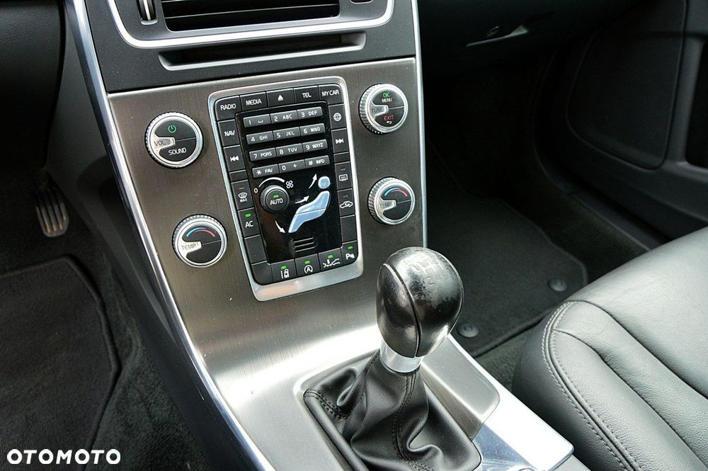 Volvo S60 - 37