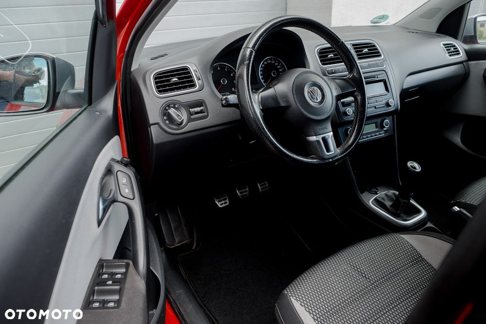 Volkswagen Polo Cross - 11