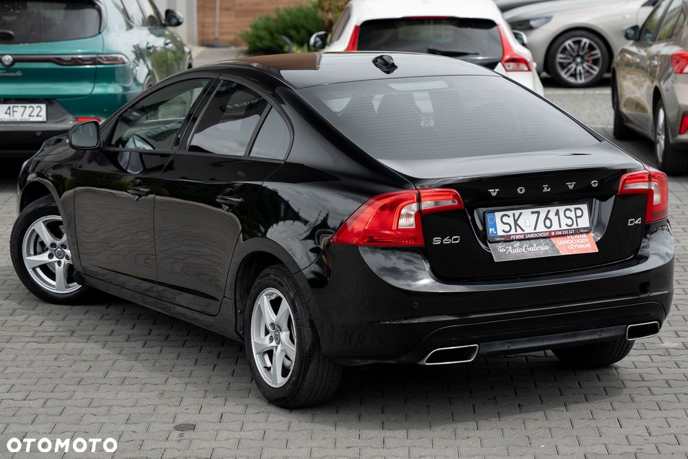 Volvo S60 D3 Drive-E Momentum - 15