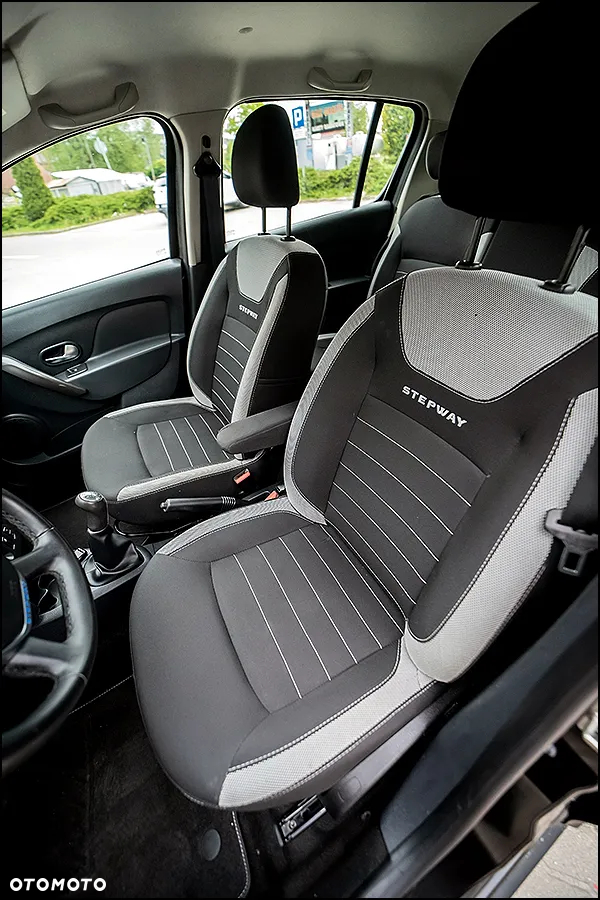 Dacia Sandero Stepway TCe 90 (S&S) Prestige - 32