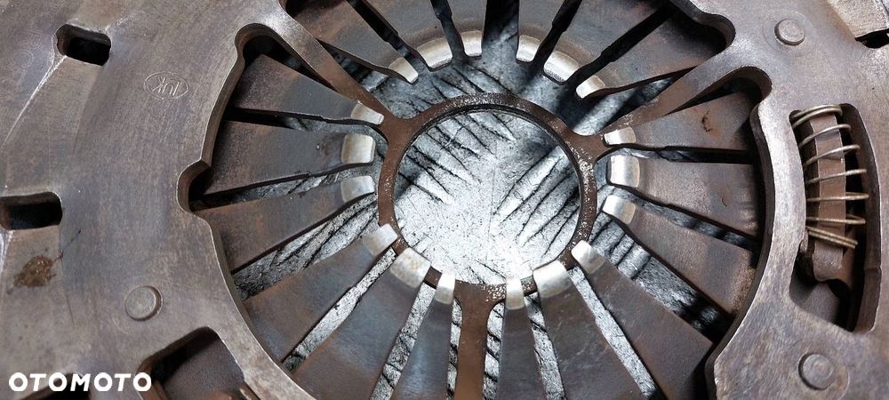 KOMPLETNE SZTYWNE SPRZĘGŁO TRANSIT V 2.2 TDCI - 6