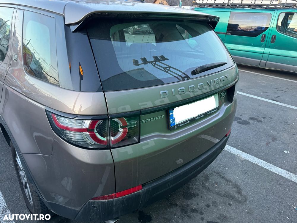 Land Rover Discovery Sport ver-2-0-l-td4-hse-luxury-aut- - 7
