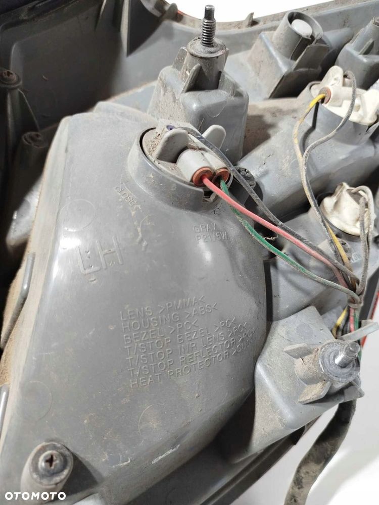 LAMPA LEWA TYLNA TYŁ KIA CEED I LIFT 9-12 - 2