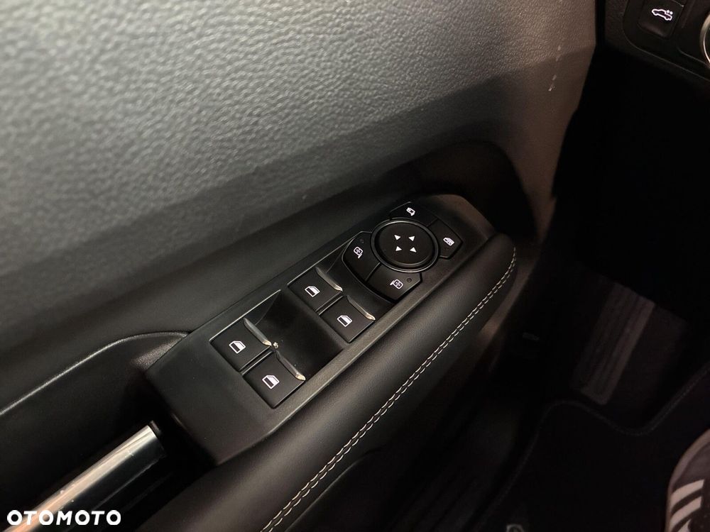 Volkswagen Amarok 3.0 V6 TDi 4MOTION Aventura - 33