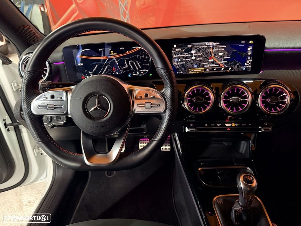 Mercedes-Benz A 180 AMG Line - 9