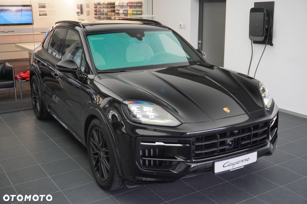 Porsche Cayenne GTS - 6
