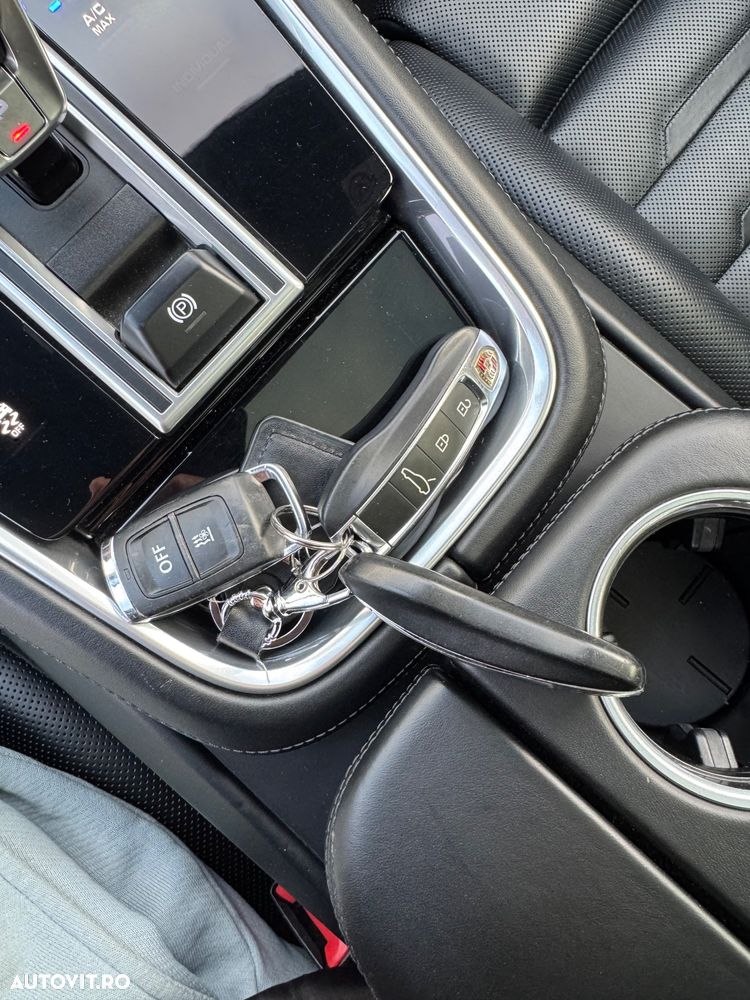 Porsche Panamera Turbo Executive - 39