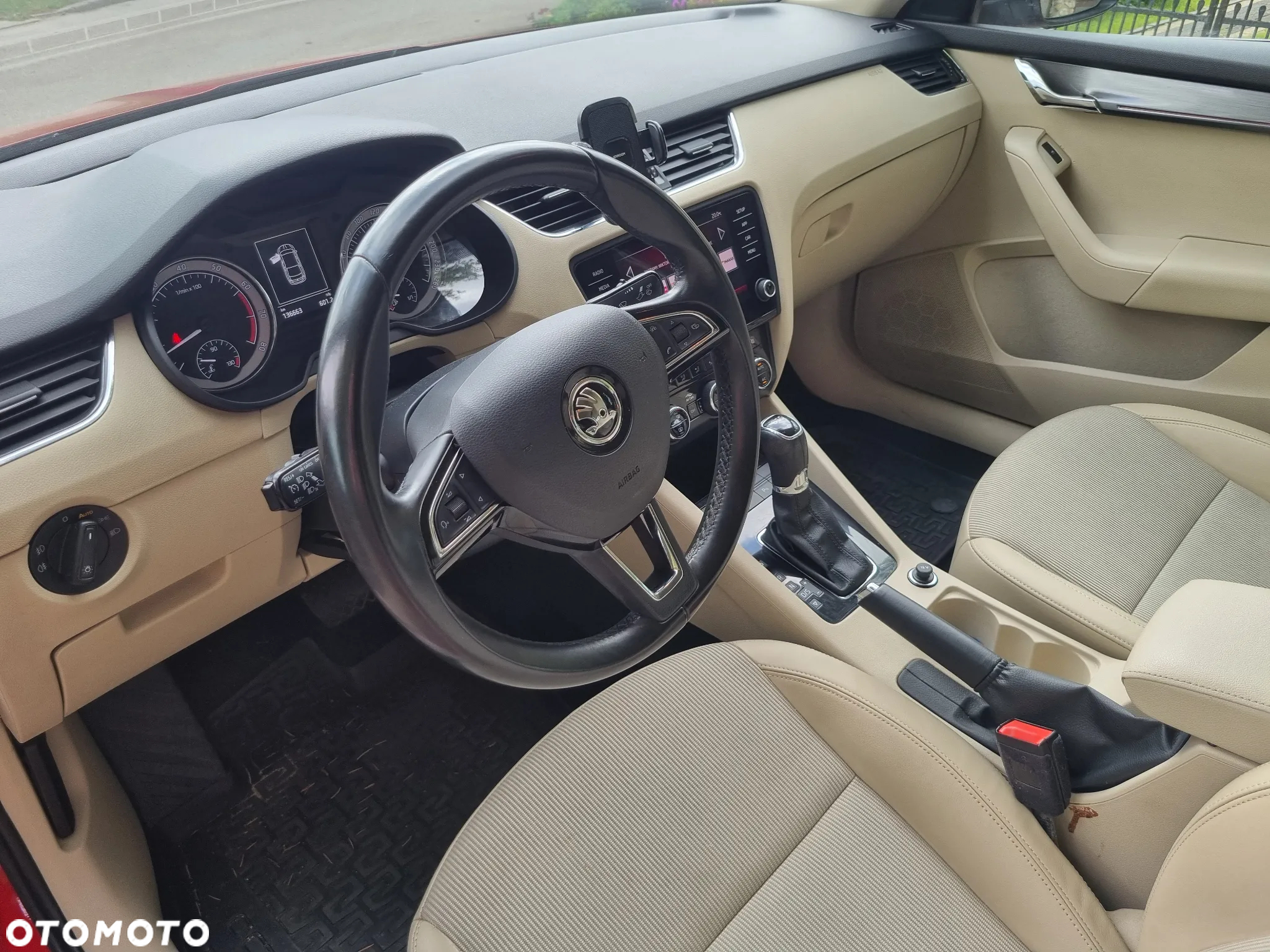 Skoda Octavia 1.4 TSI Style DSG - 8